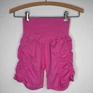 FP Movement Free People Pink Fuchsia Ruched Side High Rise Biker Shorts Sz XS/S